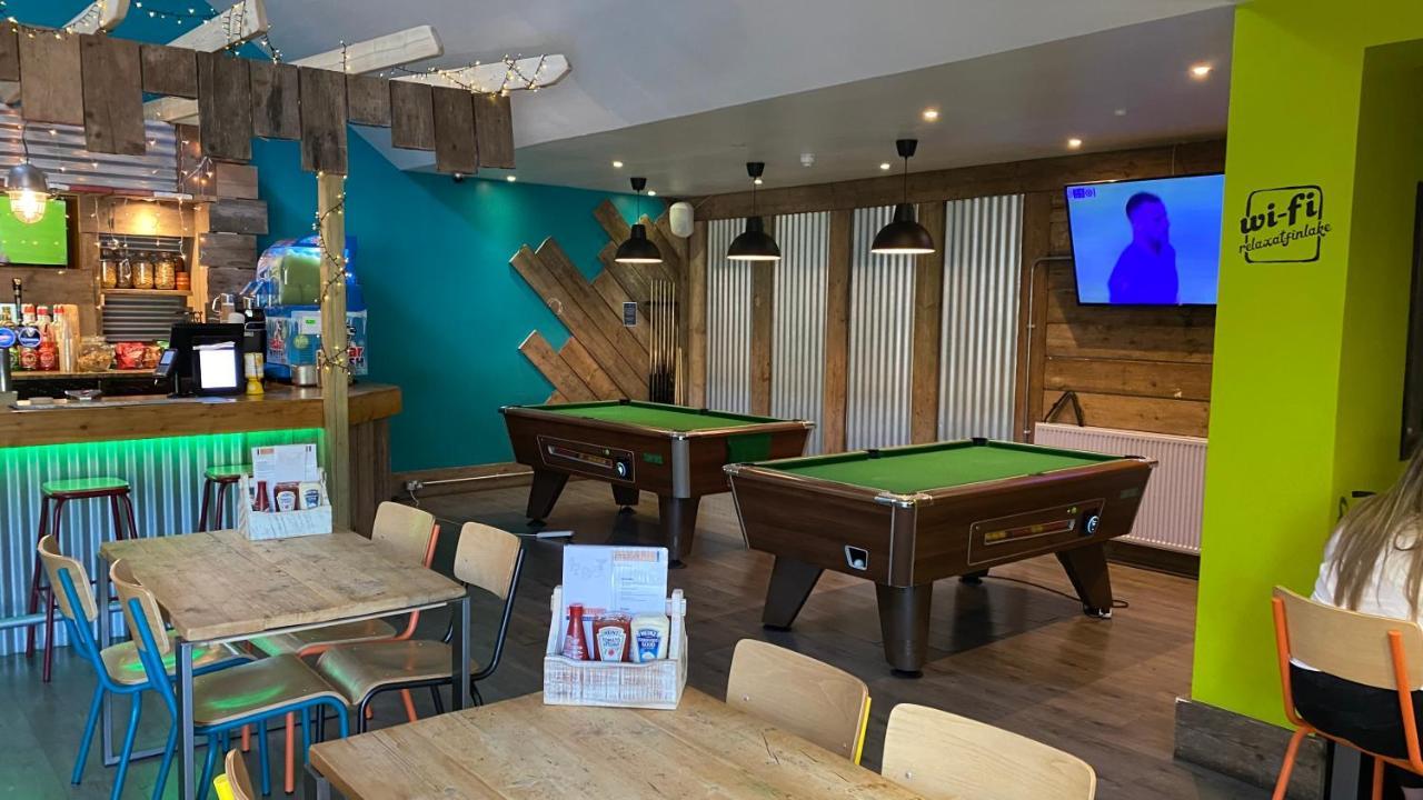 Conkers Lodge For 6 With Hot Tub & Secluded Decking - Spa Resort In Devon Chudleigh Bagian luar foto
